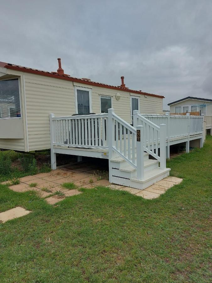 Holiday Caravan Clacton-on-Sea Esterno foto