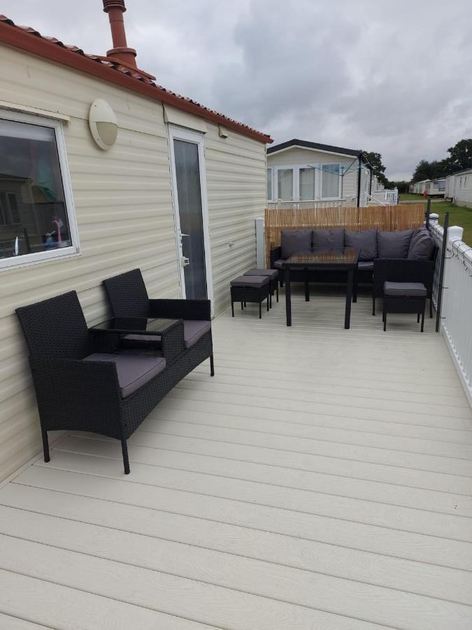 Holiday Caravan Clacton-on-Sea Esterno foto