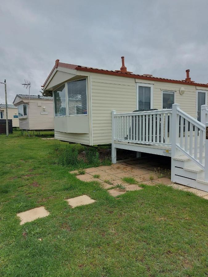 Holiday Caravan Clacton-on-Sea Esterno foto