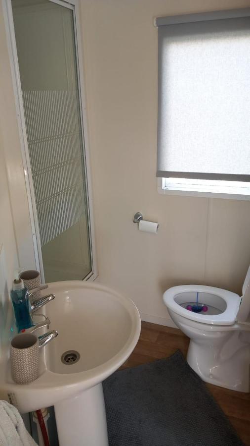 Holiday Caravan Clacton-on-Sea Esterno foto