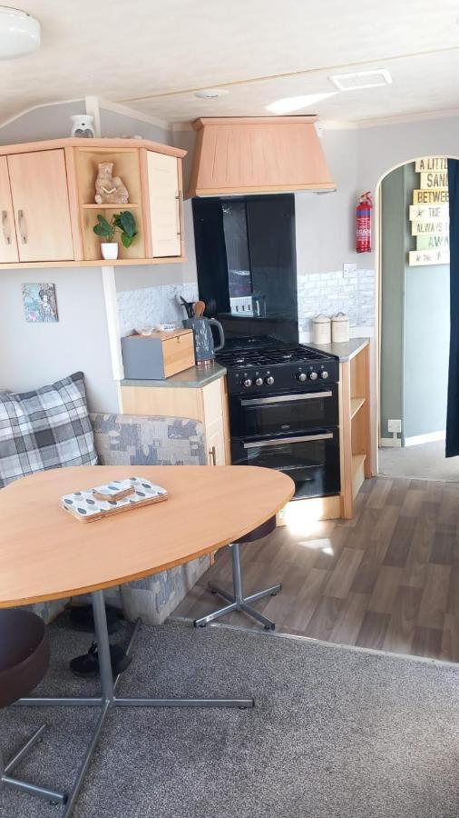 Holiday Caravan Clacton-on-Sea Esterno foto