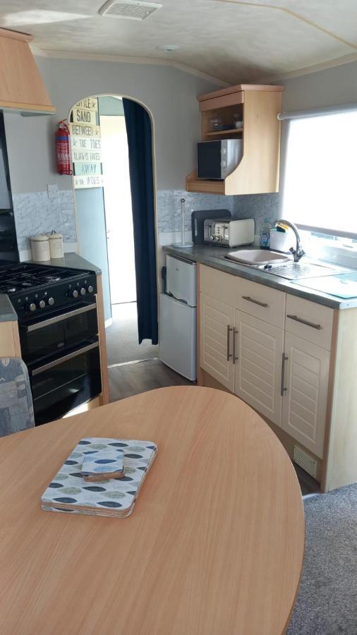 Holiday Caravan Clacton-on-Sea Esterno foto